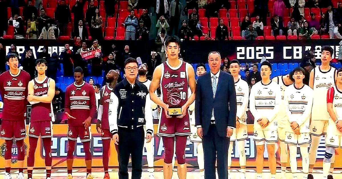 球星爆发!CBA赛场再现神级操作 球星爆发!CBA赛场再现神级操作