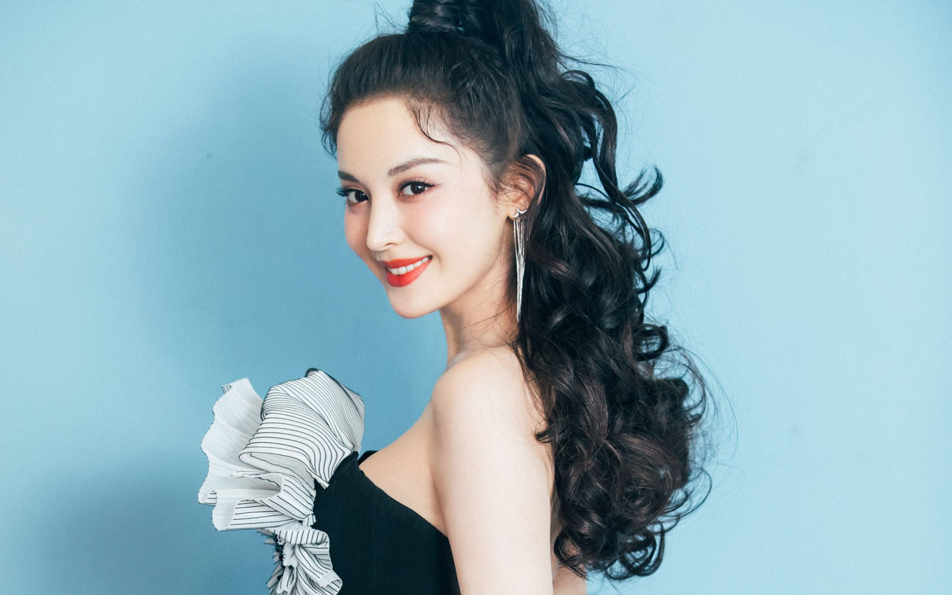 光速审判，切特末节主宰比赛走向，鹈鹕以全面压制令北京队窒息