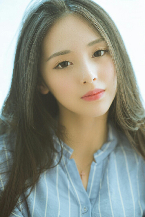 虚拟入侵，利拉德的中国赛场全息秀如何改变了科技篮球宇宙