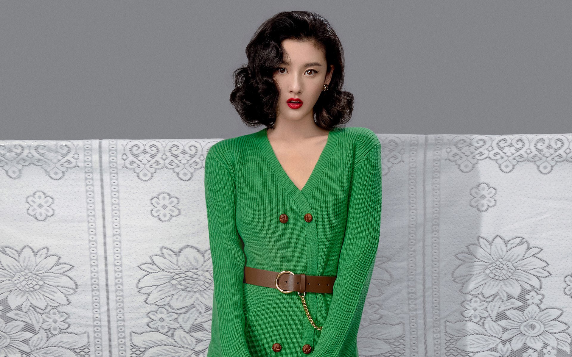 历史性夜晚上演传奇里程碑，克莱一箭穿心点燃跨洋对决