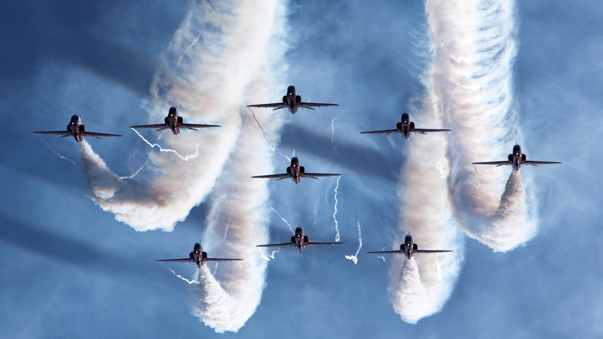 双线争锋，塞内加尔对阵西班牙与哈弗茨关键战，撕裂时空的绿茵对话