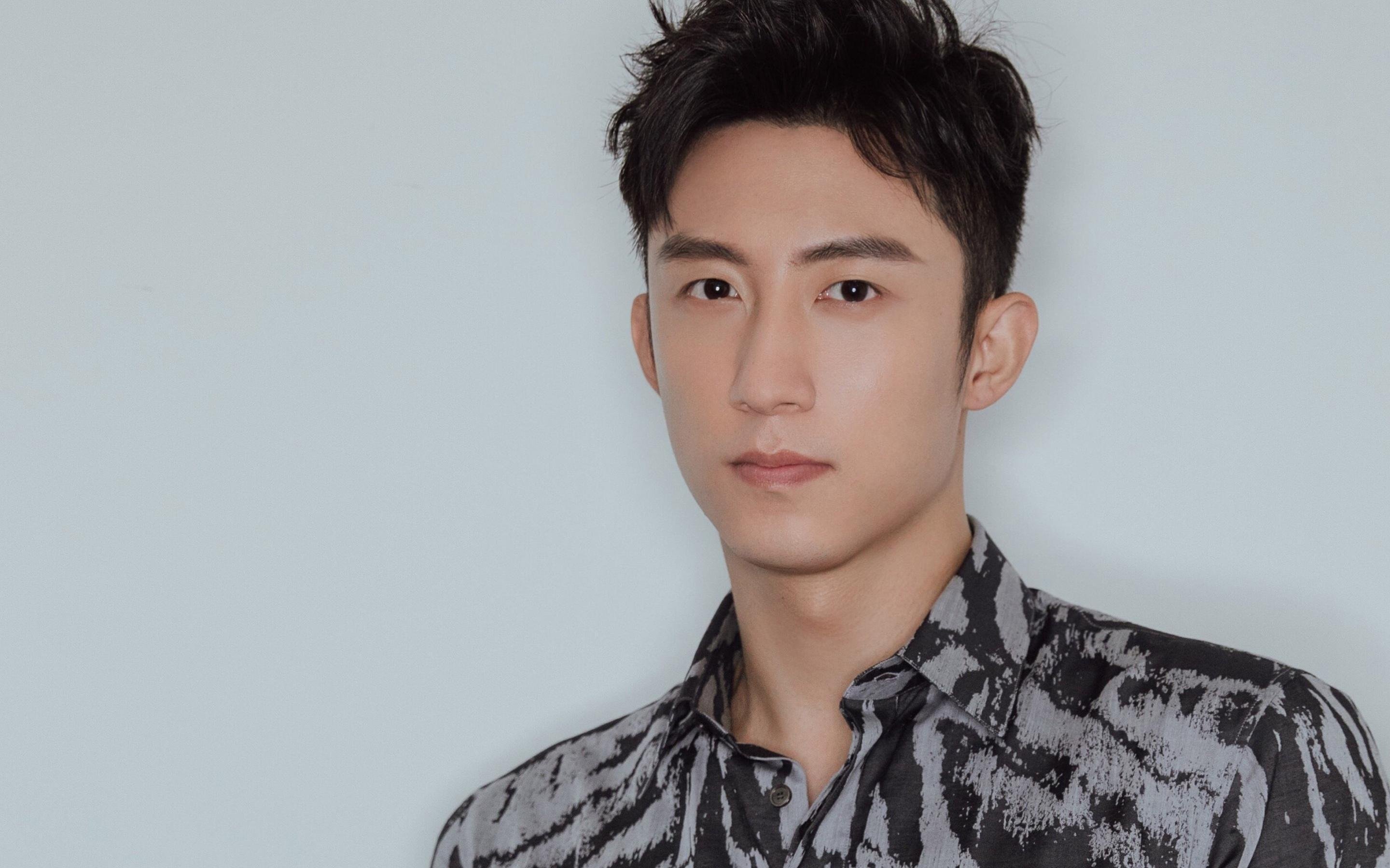 时间裂痕中的决赛，当鹈鹕掀翻山西，篮球书写唯一平行叙事