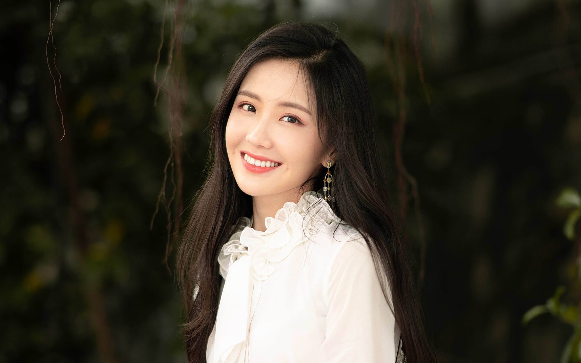 诡计与荣耀，当凯恩身披波兰战袍，在2026世界杯E组完成最完美剧本的致命一击